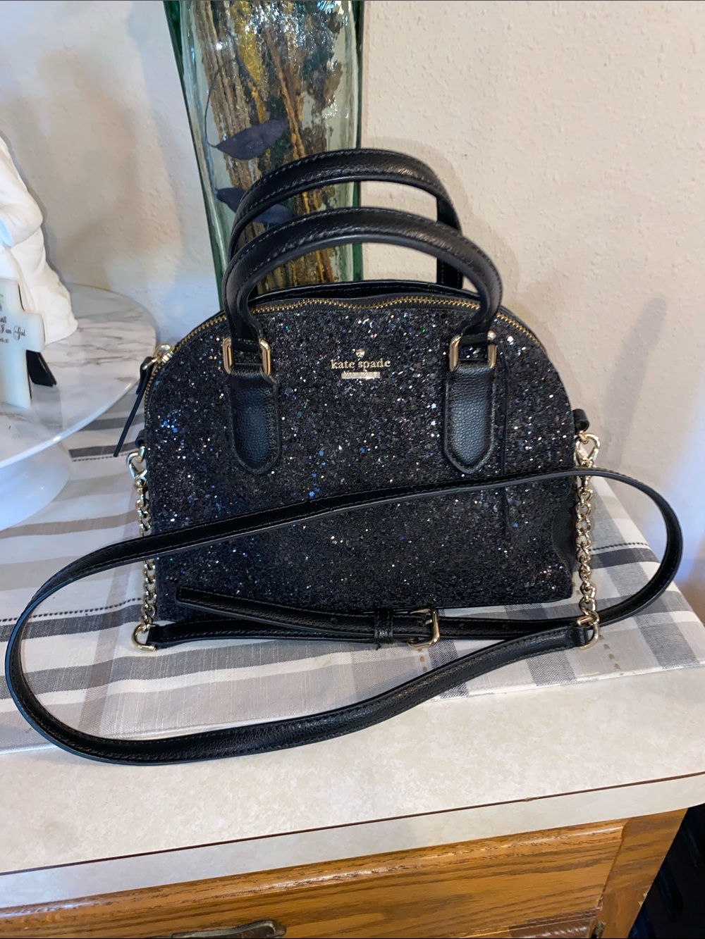 Kate Spade 
Black Mini Reiley Laurel Way Purse- Glitter Mini
New without tags